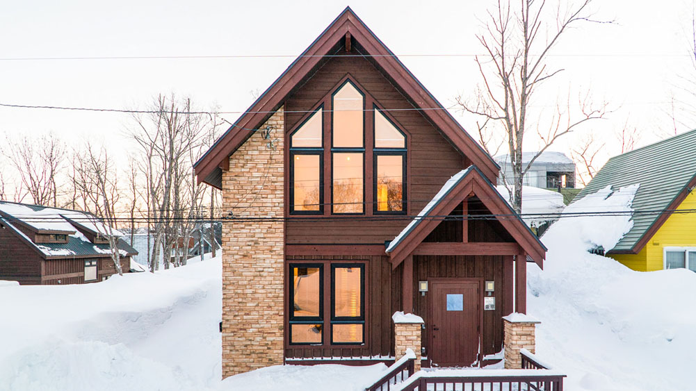 Gouka Chalet - Surrounding snow in winter
